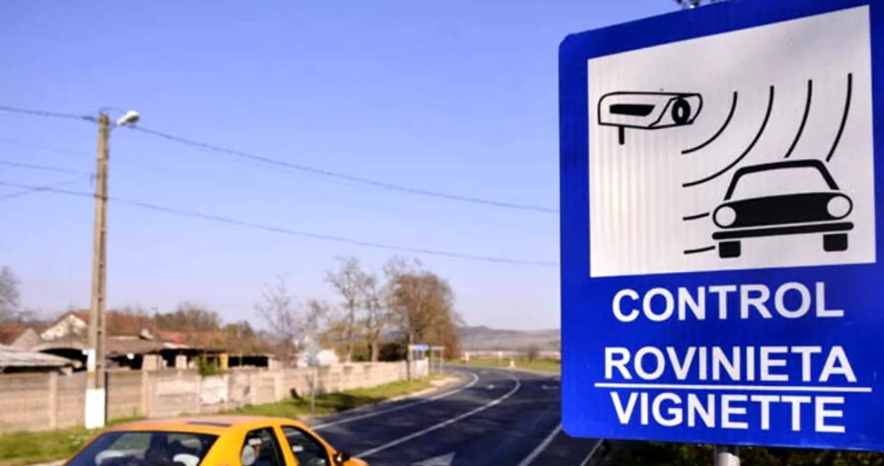 Drum public cu avertisment de plata rovinietei