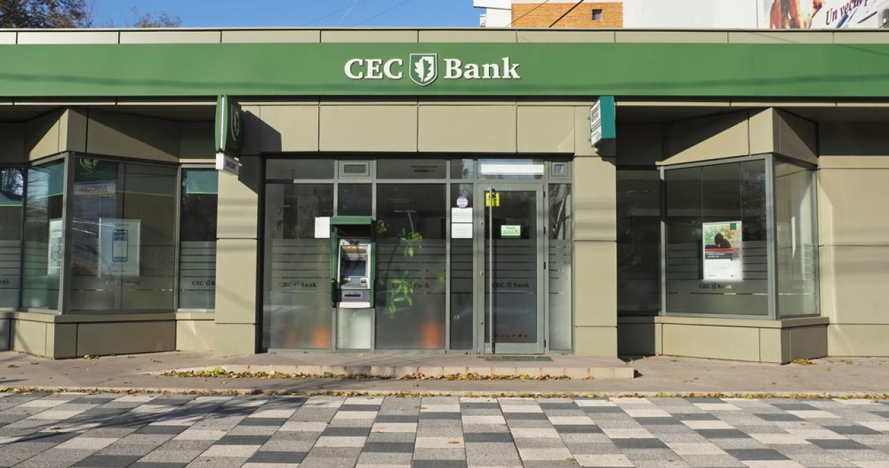 Contact CEC Bank - Aplicația de Mobile Banking CEC app și numere de contact call center